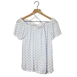 🖤 3/$25 SALE!! white off the shoulder or scoop neck blouse with blue paisley